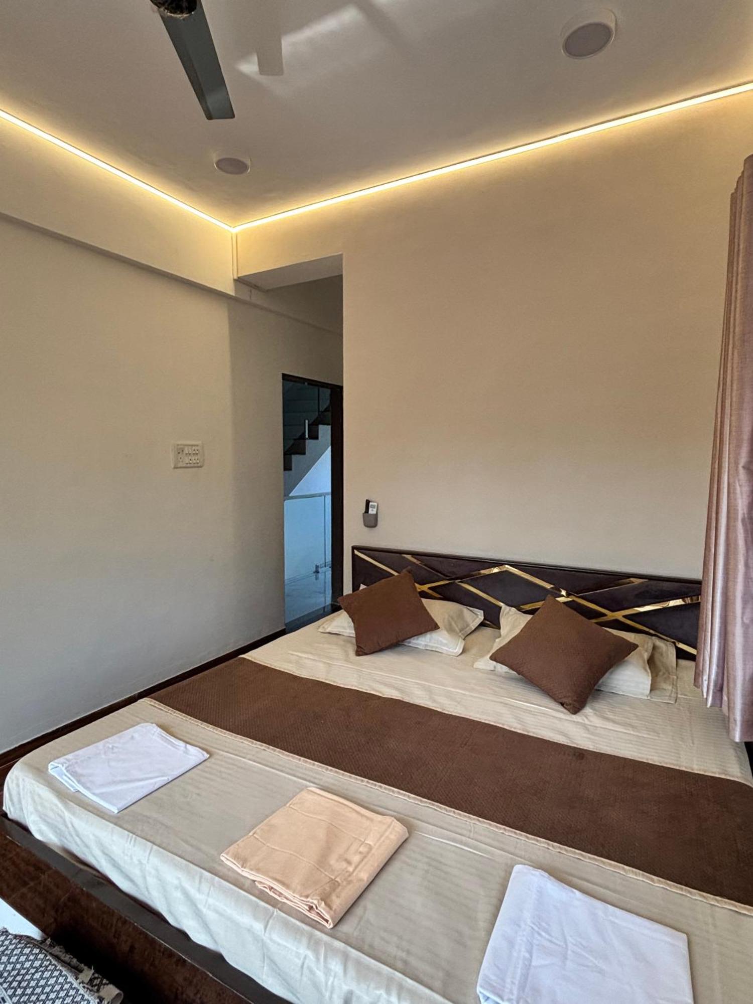 Stella Villa Murud  Exterior photo